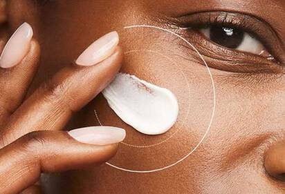 What Causes Fine Lines + Wrinkles Image