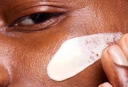 What Causes Fine Lines + Wrinkles Image